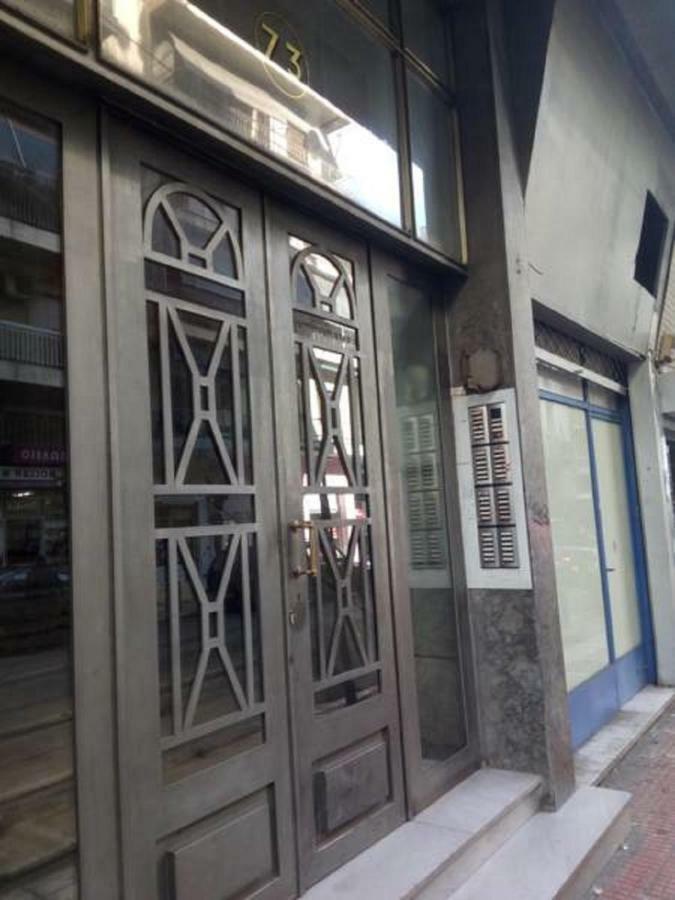 Comfortable Inexpensive Apartmets Near Metro Афины Экстерьер фото