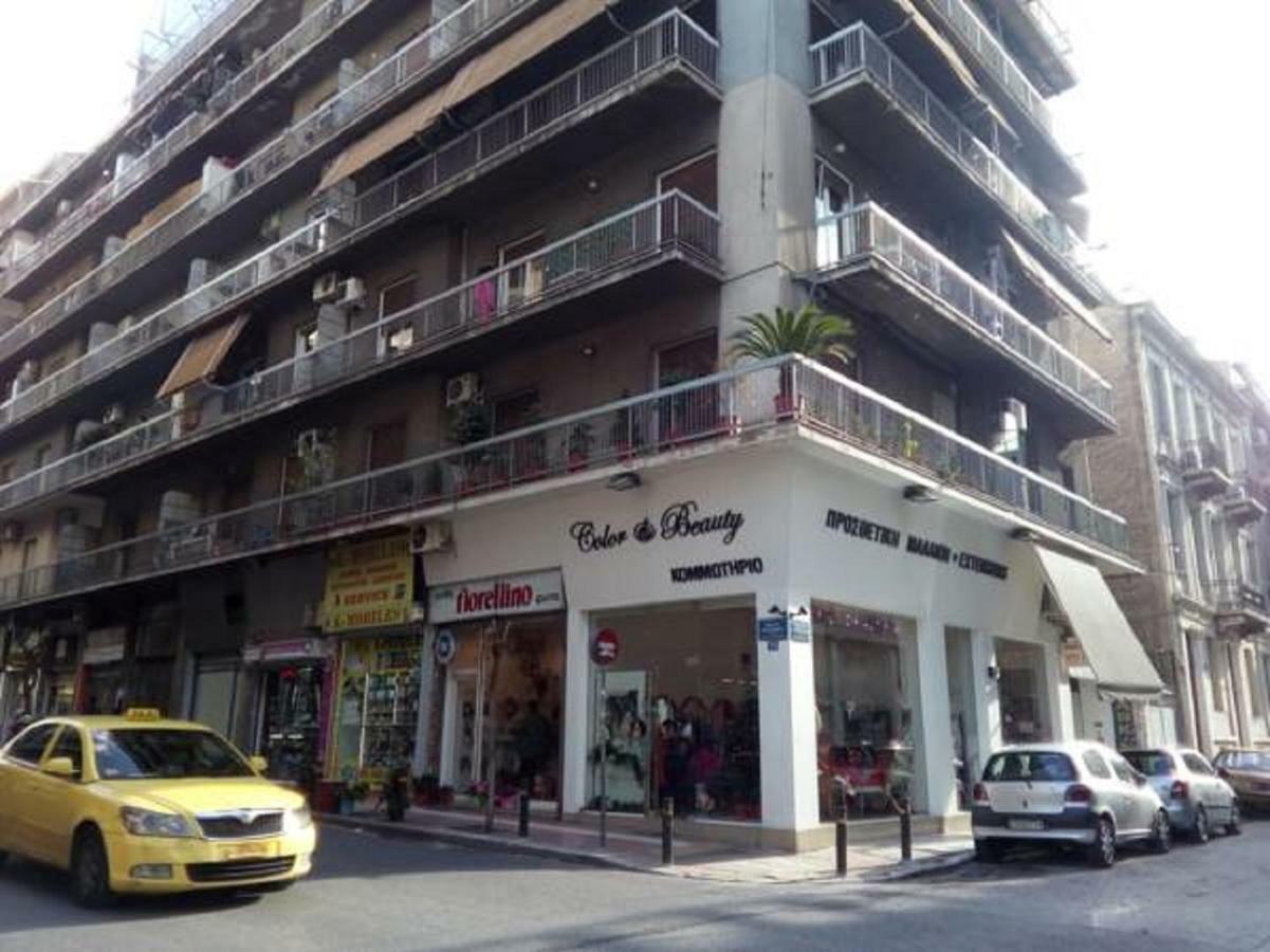 Comfortable Inexpensive Apartmets Near Metro Афины Экстерьер фото